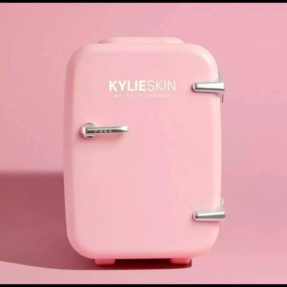 Kylie Jenner Cosmetics Mini Fridge Valentines Gift